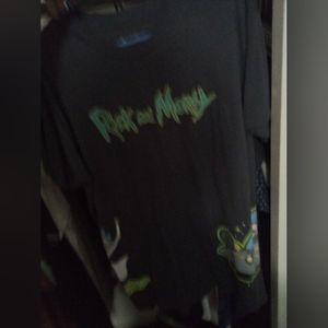 Rick and Morty shirt large